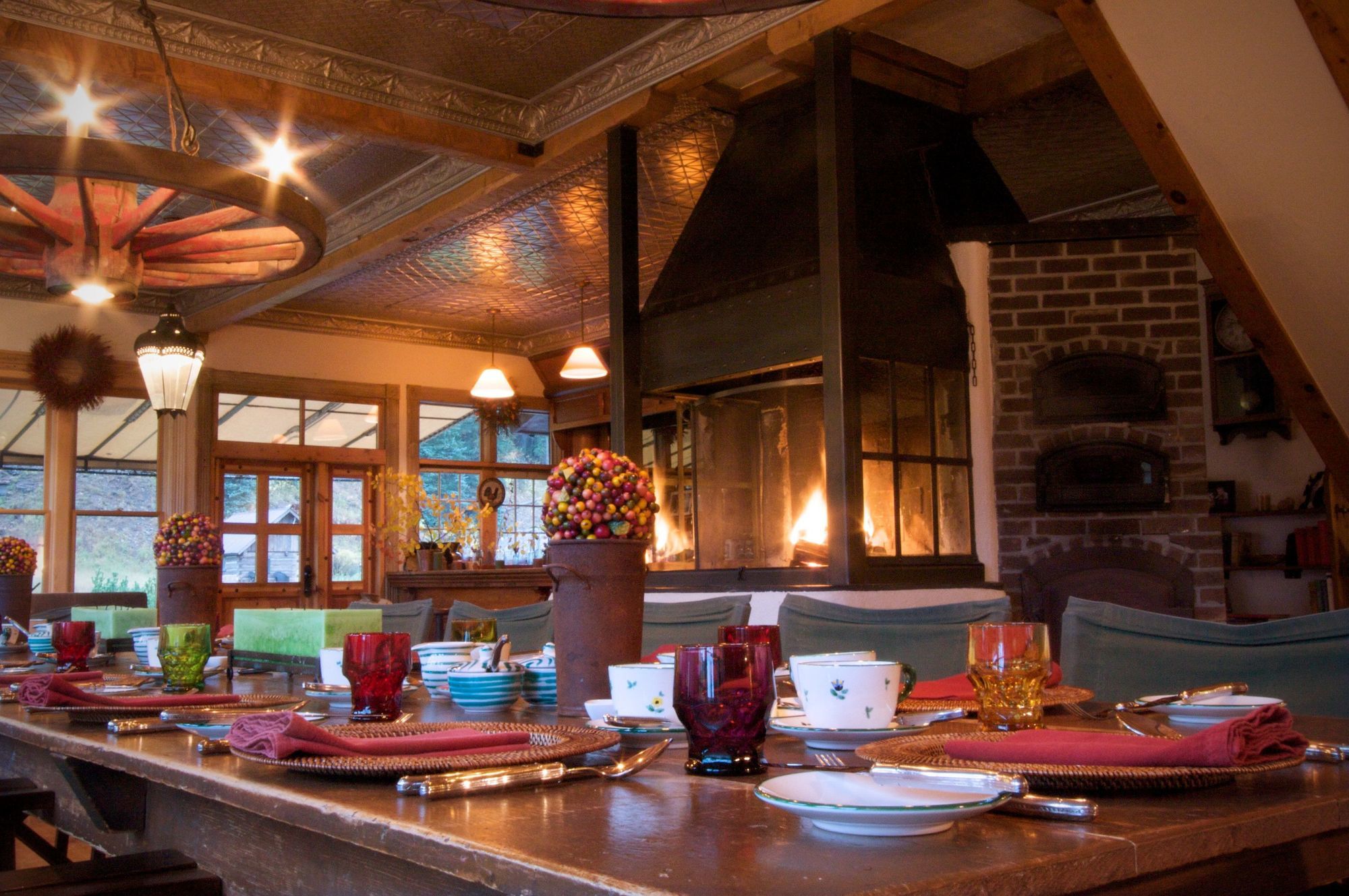 Dunton Hot Springs Hotel Restaurant photo