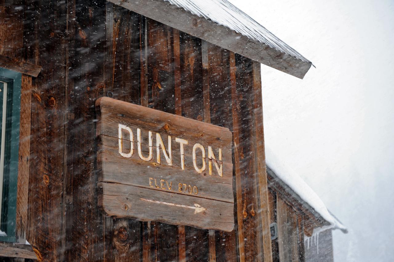 Dunton Hot Springs Hotel Exterior photo